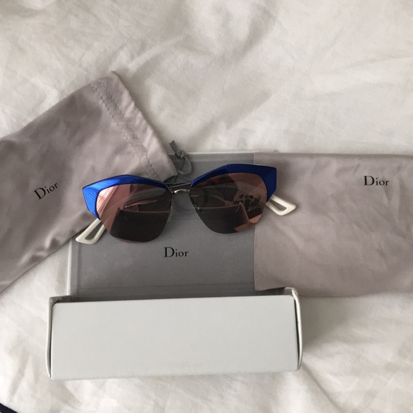 Dior Mirrored Sunglasses - Picture 1 of 8